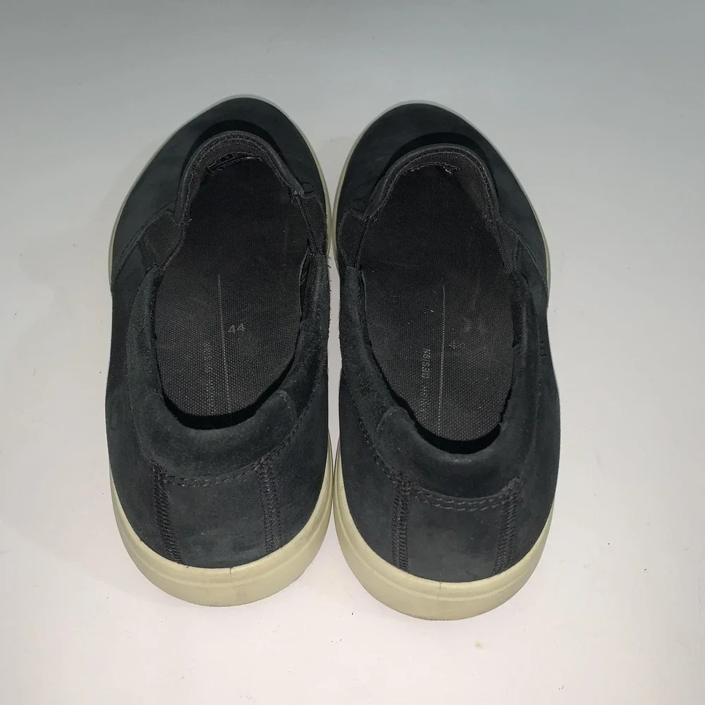 ECCO Shoes Mens Size 10.5 Black Nubuck Slip On Casual Comfort Walking Sneakers
